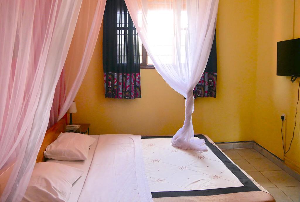 Hotel Acacia Kampala Exteriér fotografie