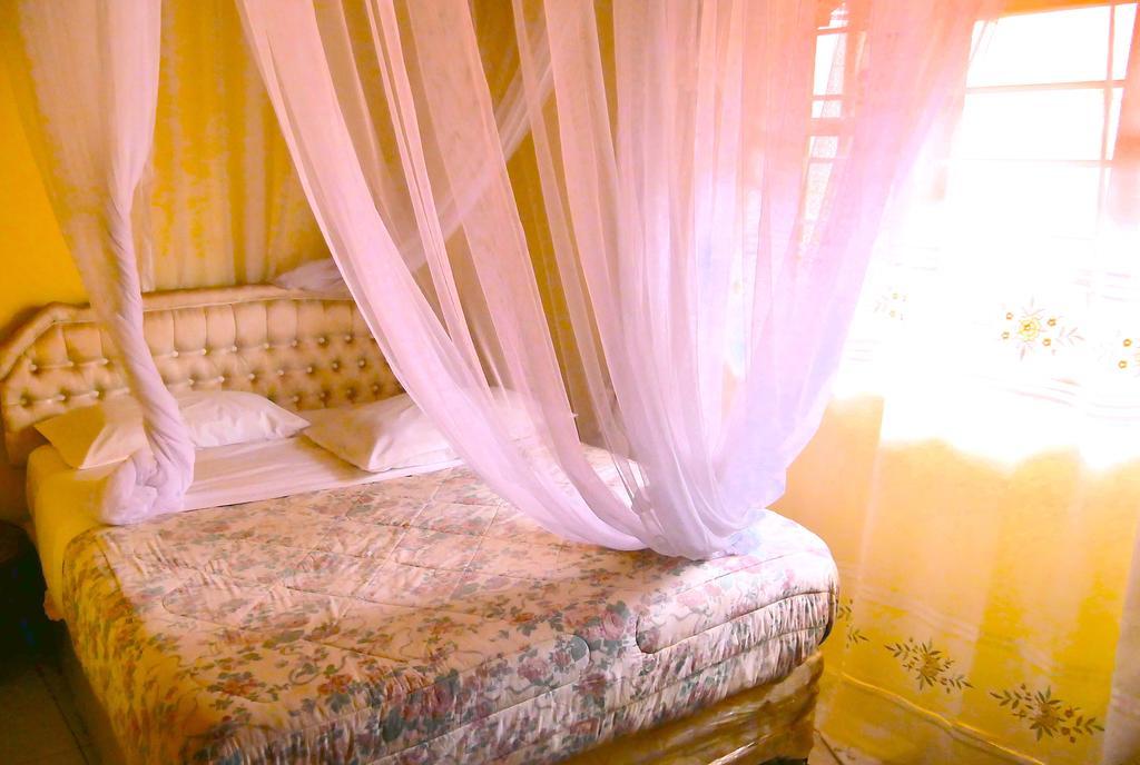 Hotel Acacia Kampala Exteriér fotografie