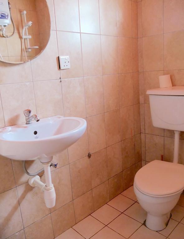 Hotel Acacia Kampala Exteriér fotografie